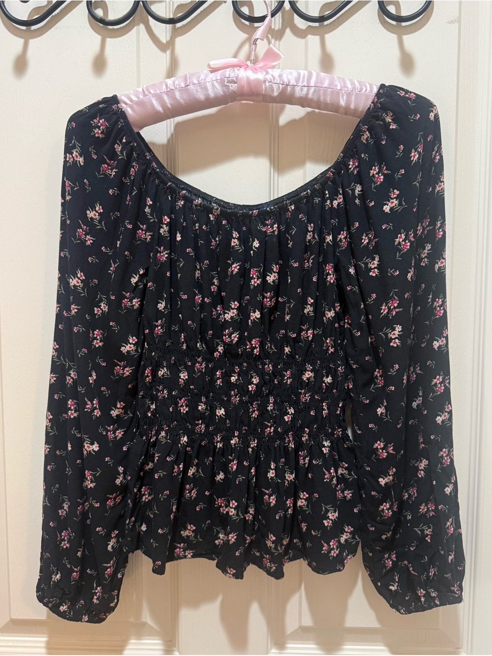 Women's Black Floral Smocked Peasant Top by American Eagle